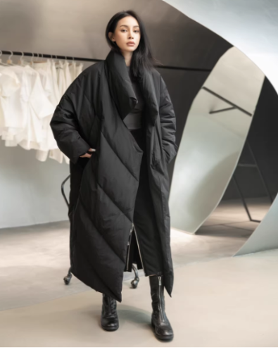 Loose Fit Black Long Down Jacket New Stand Collar Long Sleeve Warm Women Parkas Fashion Tide Autumn Winter  1DD1640