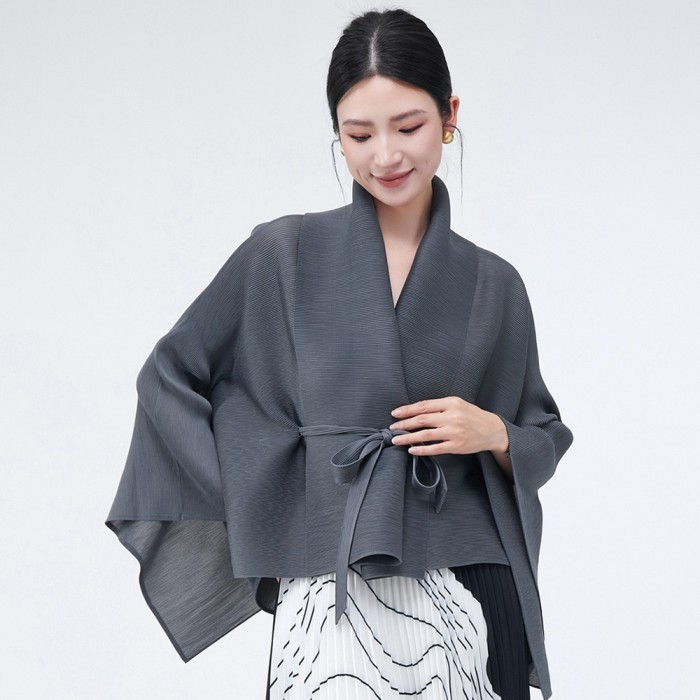 Women's Pleated Coat Loose Lapel Lace Up Irregular Solid Color Casual Versatile Cape Female Fashion  Spring  2DE43104