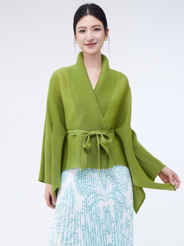 Women's Pleated Coat Loose Lapel Lace Up Irregular Solid Color Casual Versatile Cape Female Fashion  Spring  2DE43104