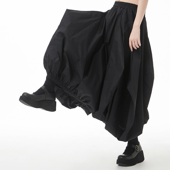 Big-size loose and slimming design with a unique and trendy look - a lantern-style skirt  DLZB31101