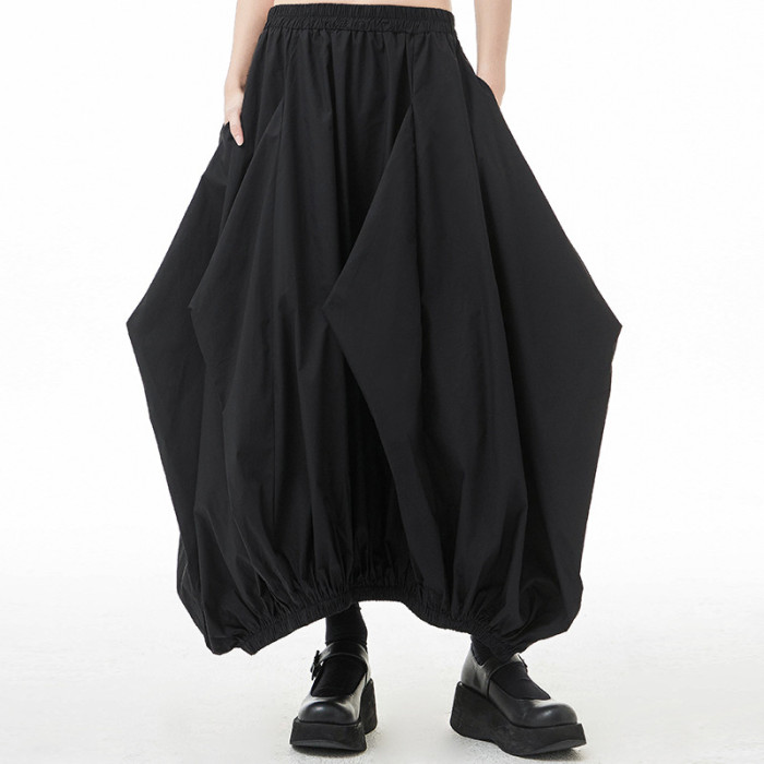 Big-size loose and slimming design with a unique and trendy look - a lantern-style skirt  DLZB31101