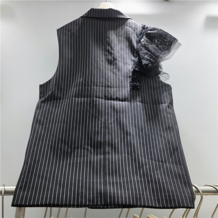 Women's Waistcoat Notched Collar Splice Lace Striped Sleeveless Double Breasted Suit Vest Spring New Fashion  DLZMJ18001