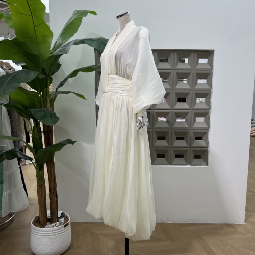 Fashion Beige Dress Women's Deep V-neck Loose Lantern Sleeves High Wiast A-line Dresses Autumn New 3A433