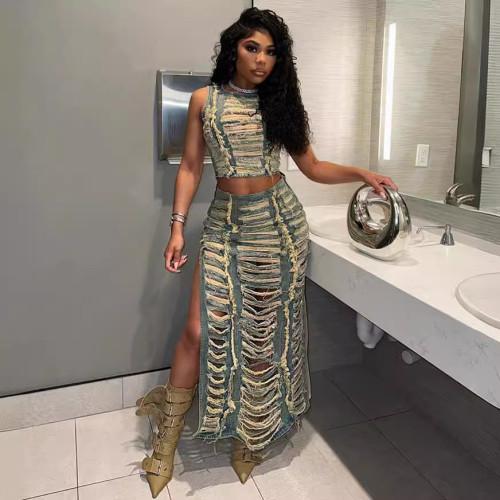 Fashionable personalized handcrafted worn-out vest + slit denim skirt two-piece set / outfit  DLZTZ040805