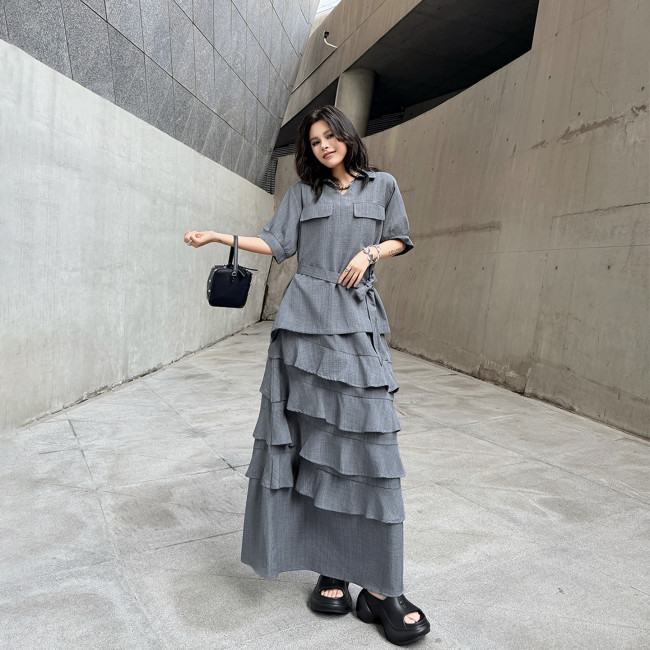 A waist-shrinking short-sleeved top paired with a layered cake-style long skirt set  DLZTZ26050