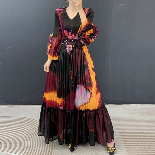 A slimming and flattering hand-woven floral dress with adjustable straps, suitable for all occasions and featuring pleated long skirt design. DLZMI17109