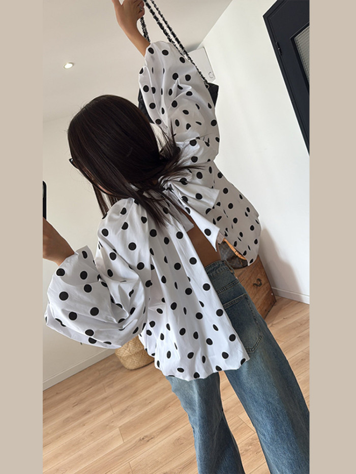 New loose Korean-style design semi-high-neck back-slit polka dot pleated shirt  DLZbd5270