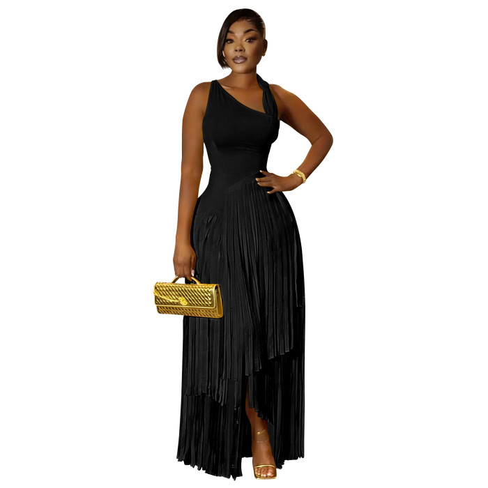 Feathery cape dress - an elegant and form-fitting dress  DLZcq26007