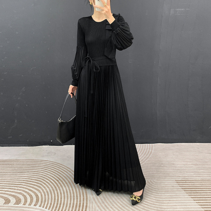 Long-sleeved, wide-sleeved, floor-length dress  DLZtz06140