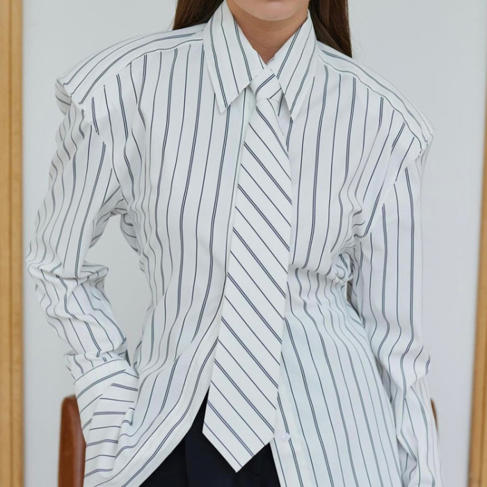  New Button-down Long-Sleeved Collared Shirt with Tie Liner Top  DLZcs133700