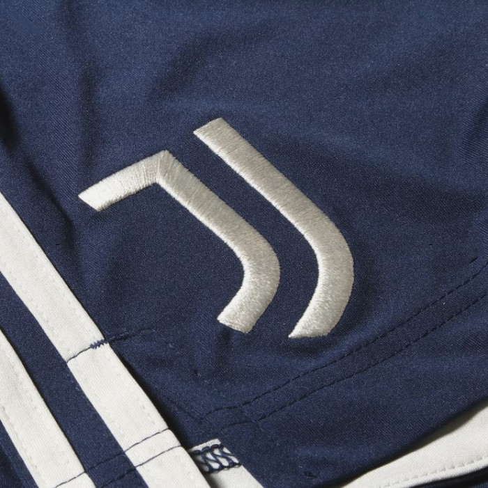 Juventus Away Shorts 20/21