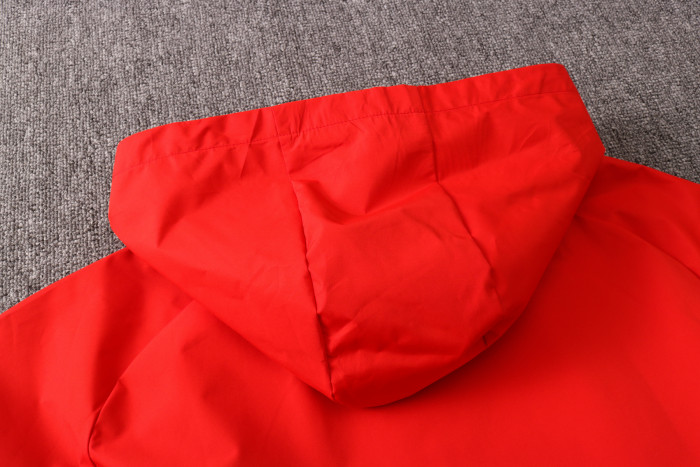Bayern Munich Training Windbreaker 20/21 Red