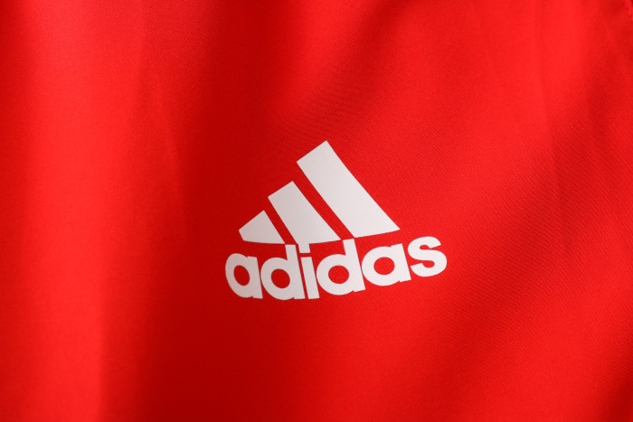 Bayern Munich Training Windbreaker 20/21 Red