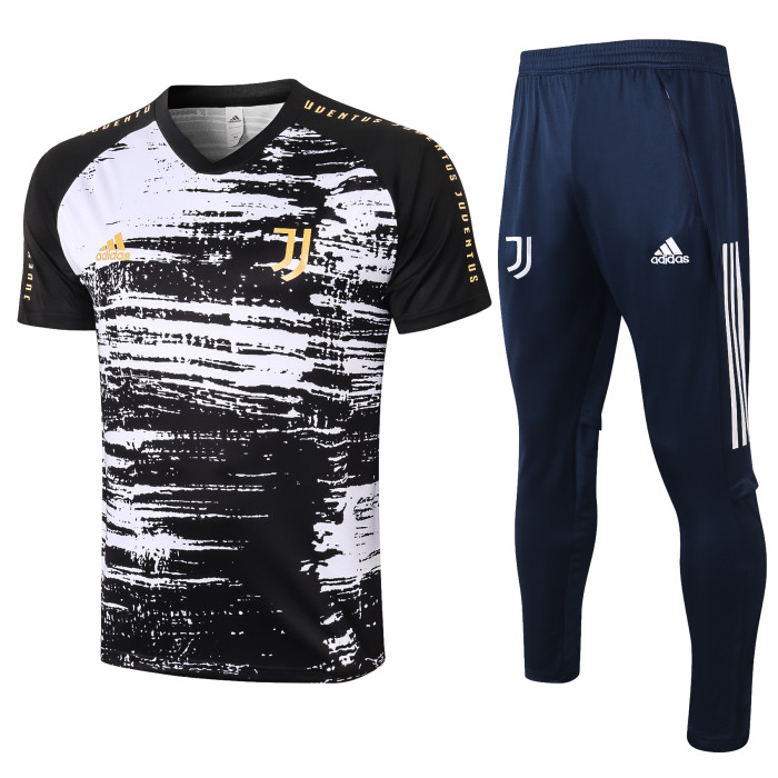 Juventus Training Jersey 20/21