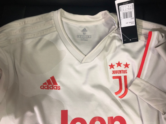 Juventus Away Man Jersey 19/20 Tops