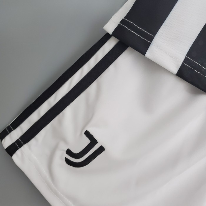 Juventus Home Kids Jersey 21/22