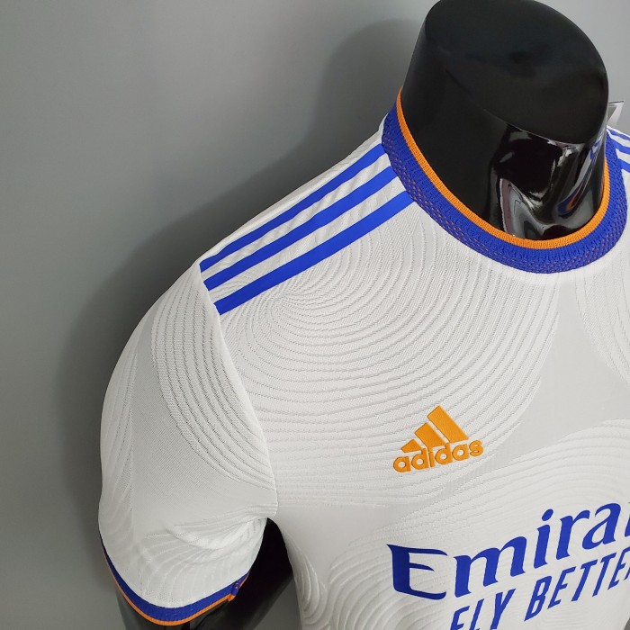 Real Madrid Home Player Jersey 21/22