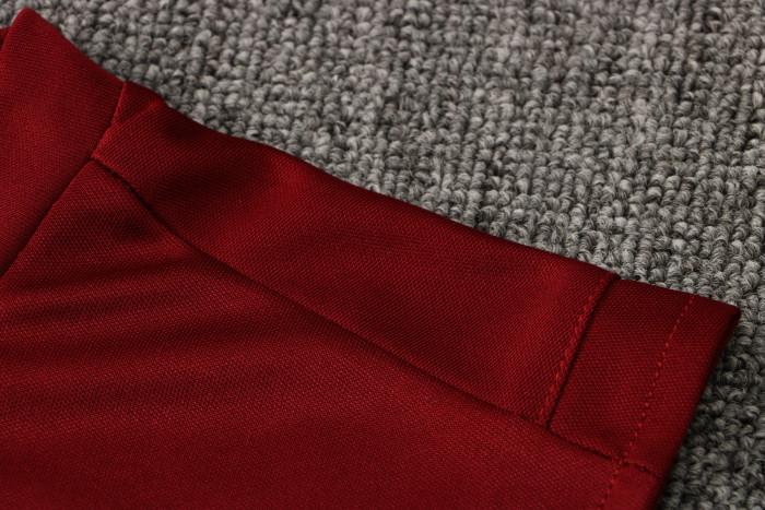 Liverpool Training Jersey 21/22 Red