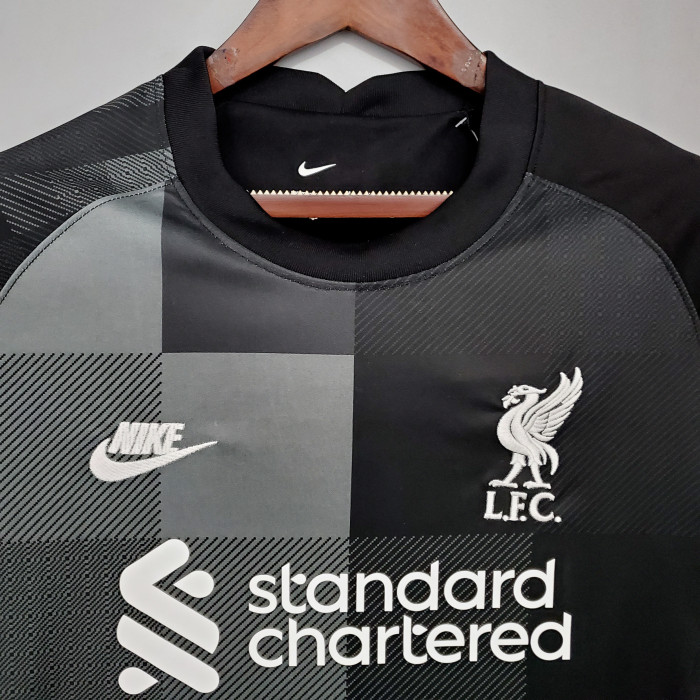 Liverpool Goalkeeper Man Jersey Black 21/22