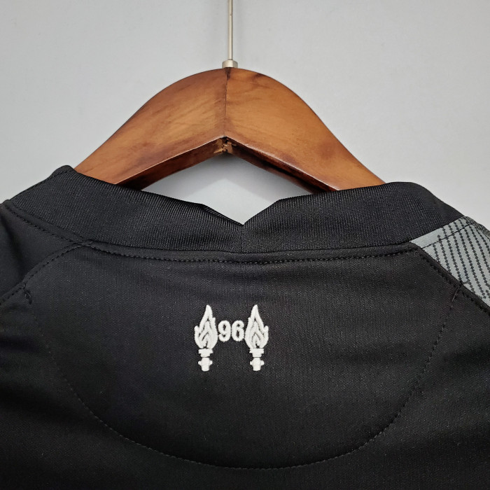 Liverpool Goalkeeper Man Jersey Black 21/22