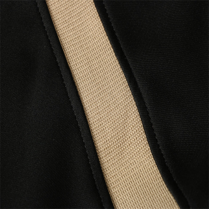 Liverpool Training Jacket 21/22 High Collar Black
