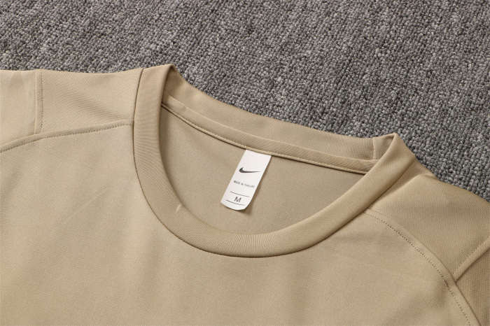 Liverpool Training Jersey 21/22