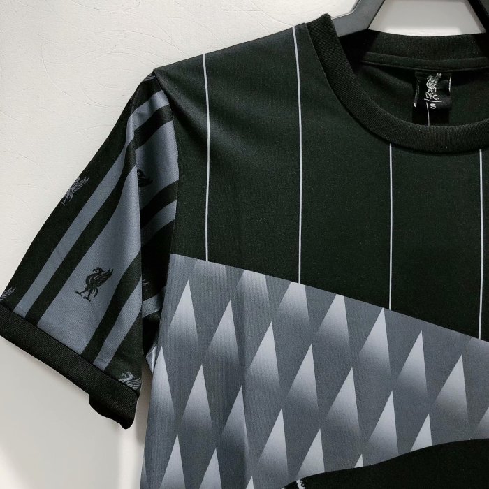Liverpool Black Retro Commemorative Jersey
