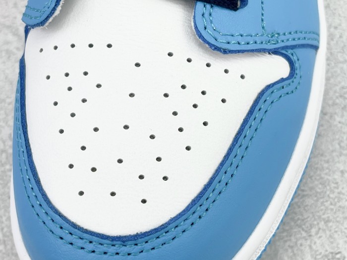 Air Jordan 1 Low University Blue