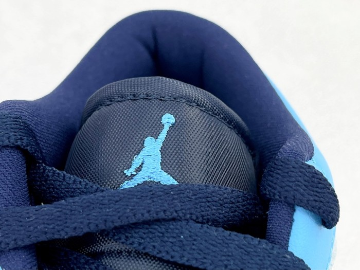 Air Jordan 1 Low University Blue
