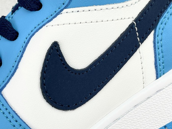 Air Jordan 1 Low University Blue