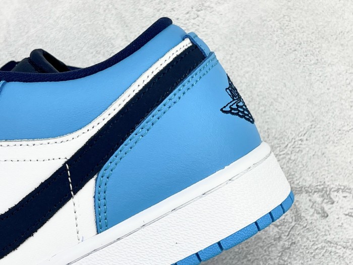 Air Jordan 1 Low University Blue