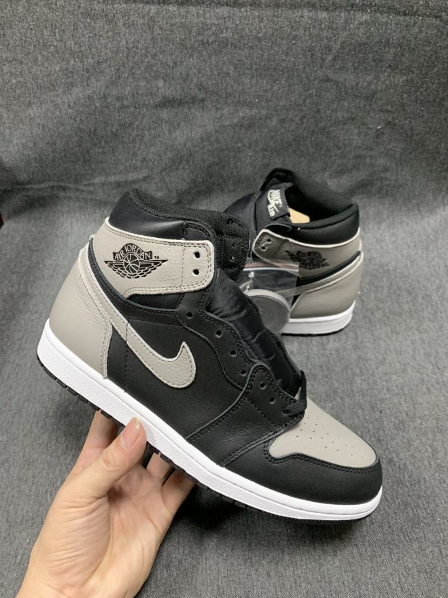 Air Jordan 1 Retro High Shadow