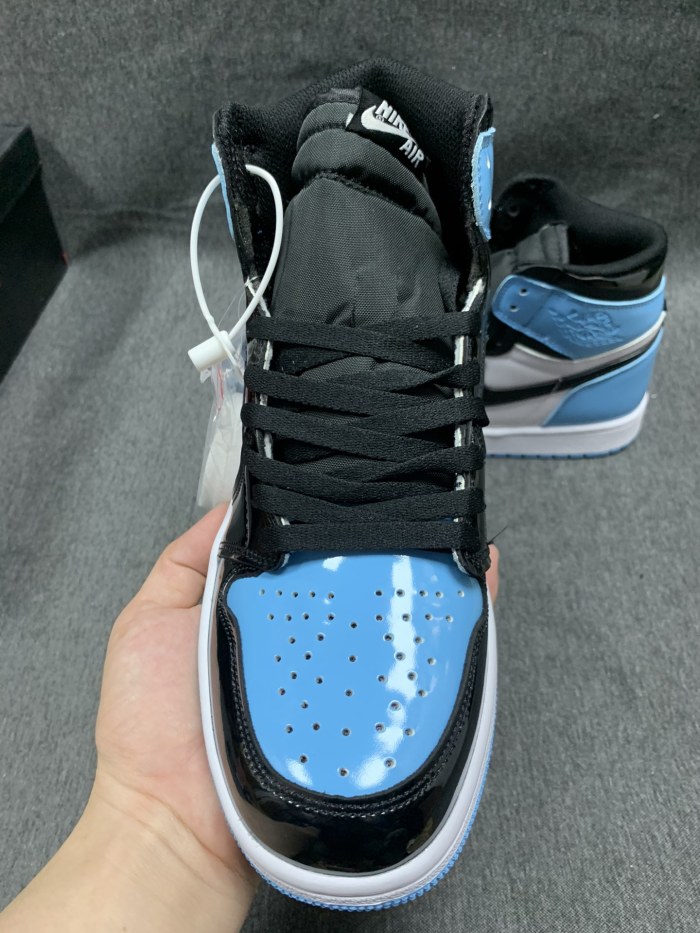 Air Jordan 1 Retro High Blue Chill