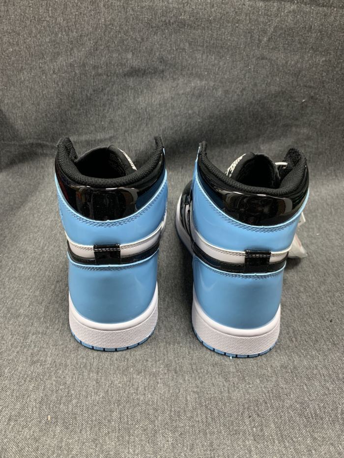 Air Jordan 1 Retro High Blue Chill
