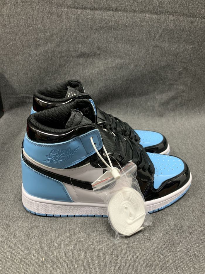 Air Jordan 1 Retro High Blue Chill