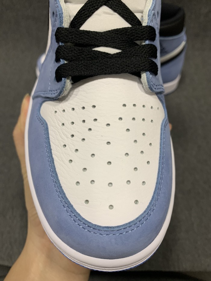 Air Jordan 1 High OG “University Blue”
