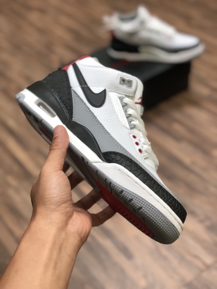 Wmns AirJordan 3 Retro Laser Orange White Black