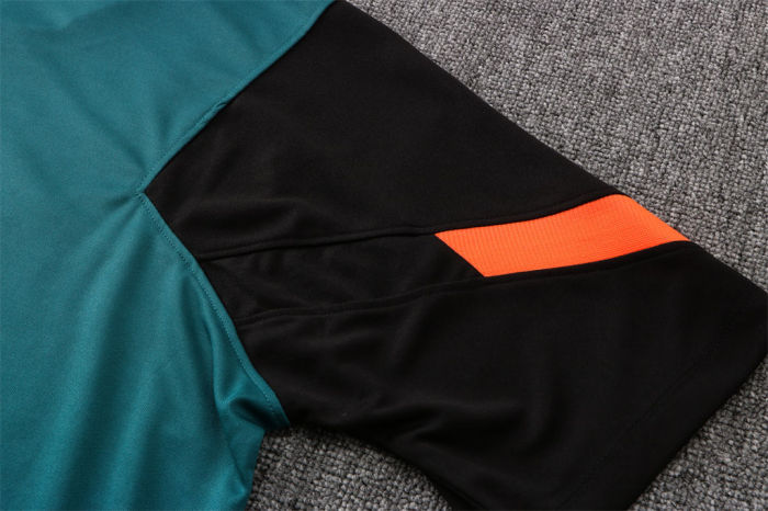 Liverpool Training Jersey 21/22