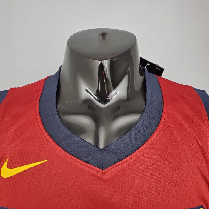 LeBron James Cleveland Cavaliers 2017 Swingman Jersey Red