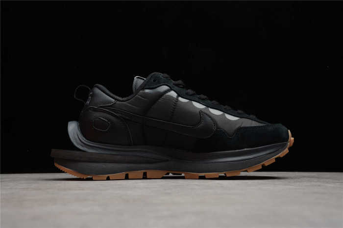 VaporWaffle Sacai Black Dark Grey