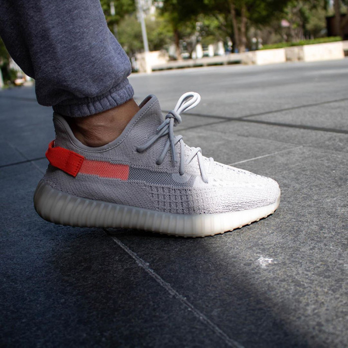 Yeezy Boost 350 V2 “Tail Light” 4.0 FX9017