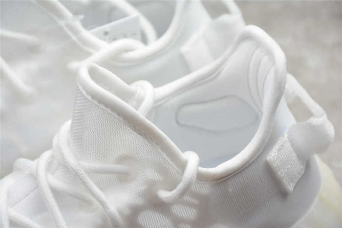 R20 YEEZY BOOST 350 V2 White GW2871