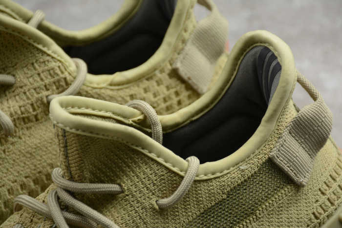 Yeezy Boost 350 v2 Green FY5346