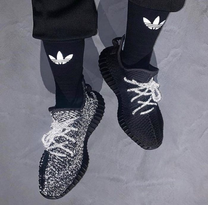 Yeezy Boost 350 V2“Black Static” Reflective EF2368