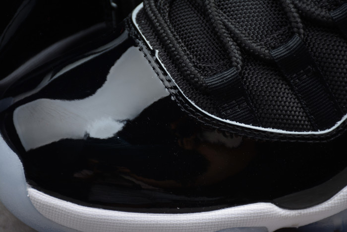 Air Jordan 11 “Space Jam” 378037-003
