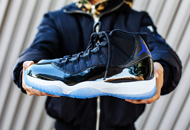 Air Jordan 11 “Space Jam” 378037-003