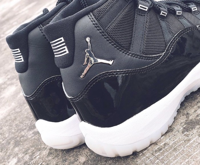 AIR JORDAN 11 “ 25th Anniversary” Black White CT8012-011
