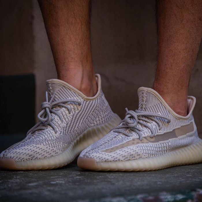 Yeezy 350 V2 “Lundmark”  FU9161
