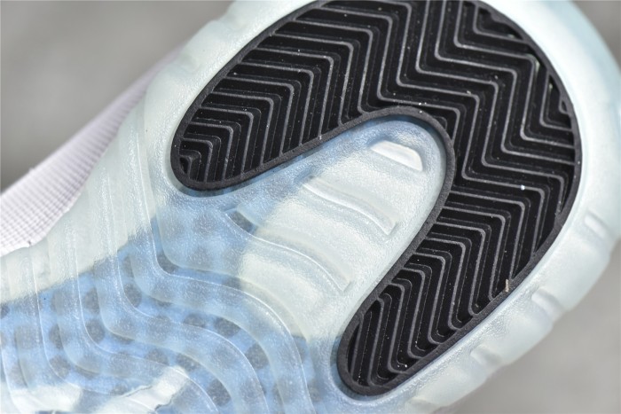 Air Jordan Retro 11 Low “Legend Blue”  AV2187-117