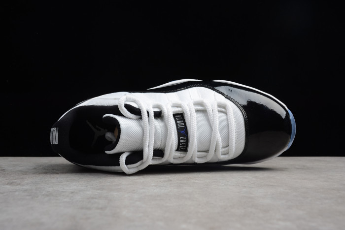 Air Jordan 11 Low “Concord” 528895-153